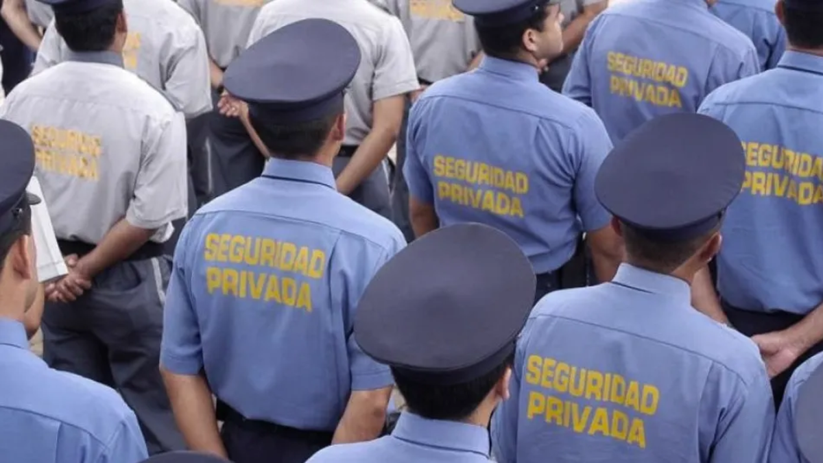 Guardas de seguridad en Colombia tendrían más sueldo a partir de esta fecha: la reforma laboral lo ordena