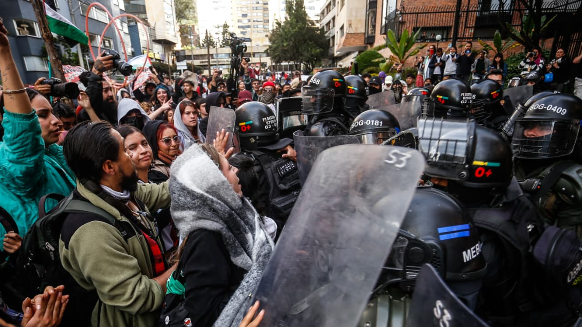 Amplio rechazo a actos de violencia contra la Andi durante manifestaciones en Bogotá y otras ciudades