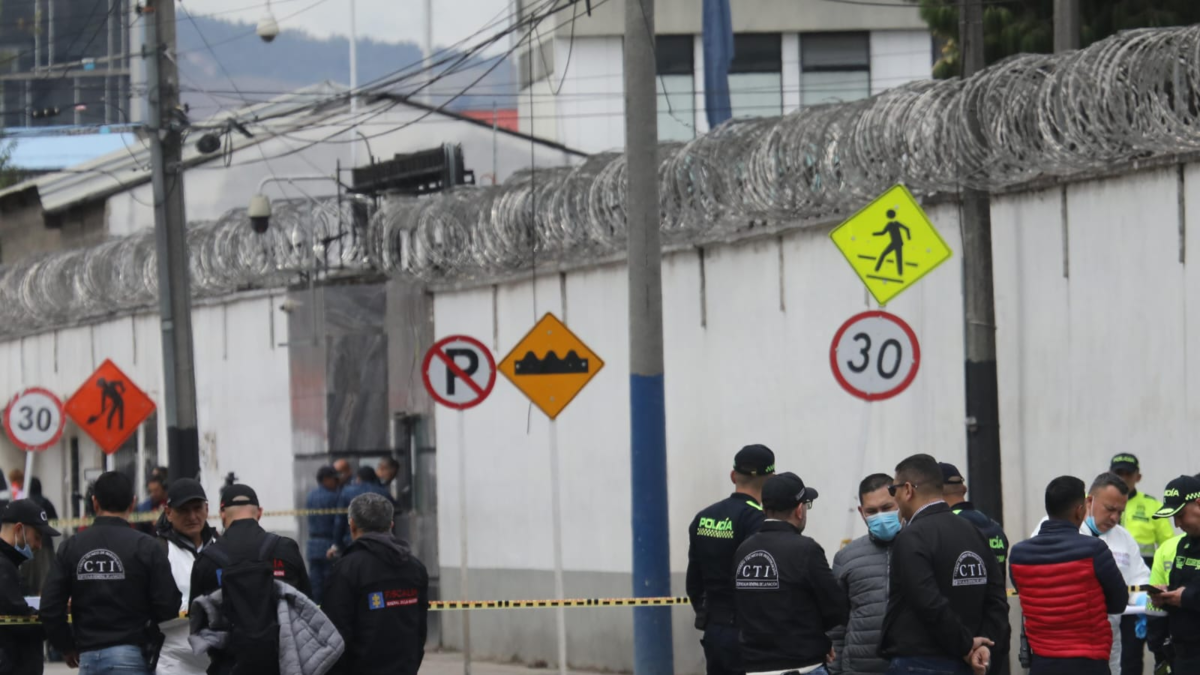 Revelan hipótesis preliminar del atentado contra guardias del Inpec en la cárcel La Modelo de Bogotá: se conocen nuevos detalles