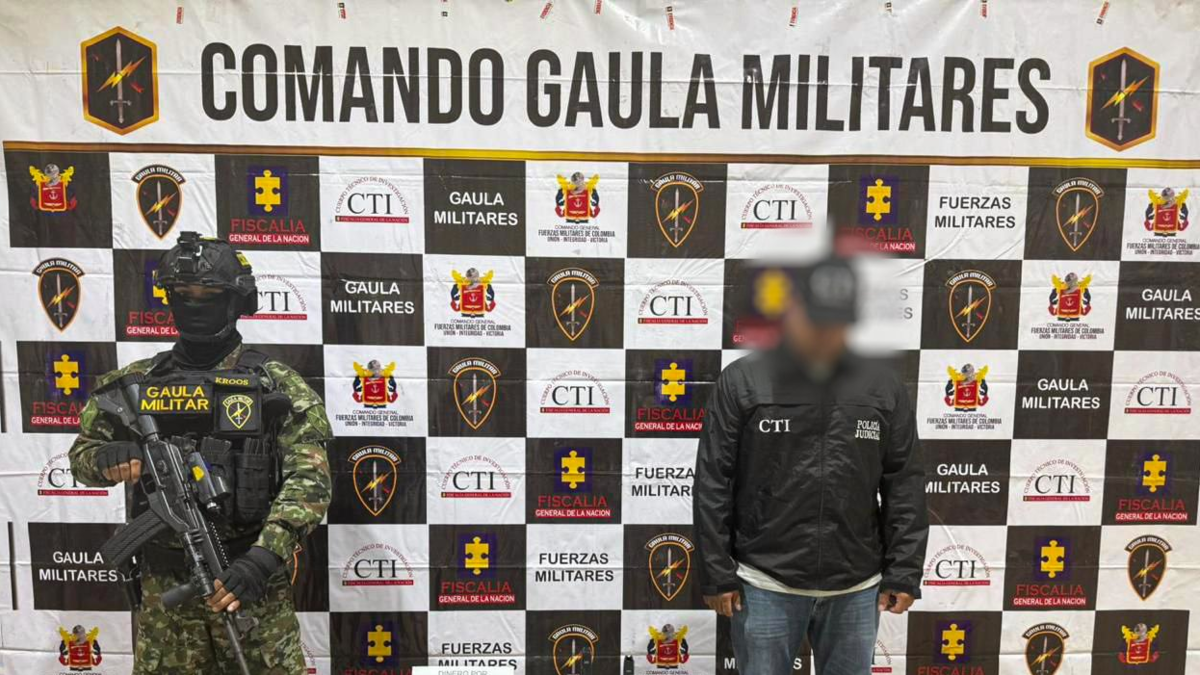 Capturan en Valle del Cauca a un hombre cuando recibía 20 millones de pesos de un ciudadano a quien habría intimidado con amenazas