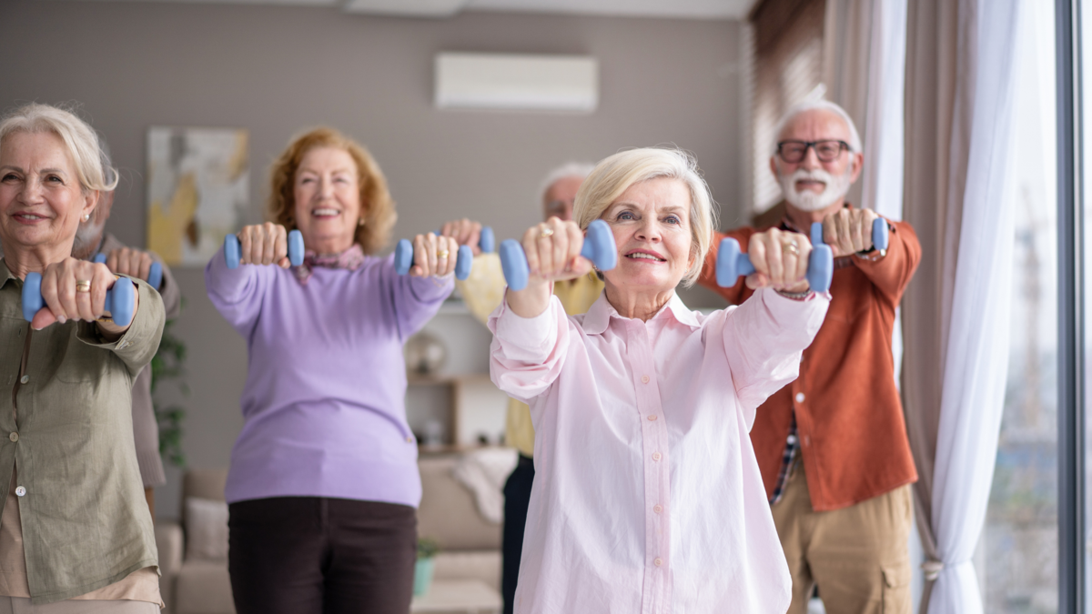 Así es el innovador entrenamiento sin impacto para mantenerse activo después de los 60 años