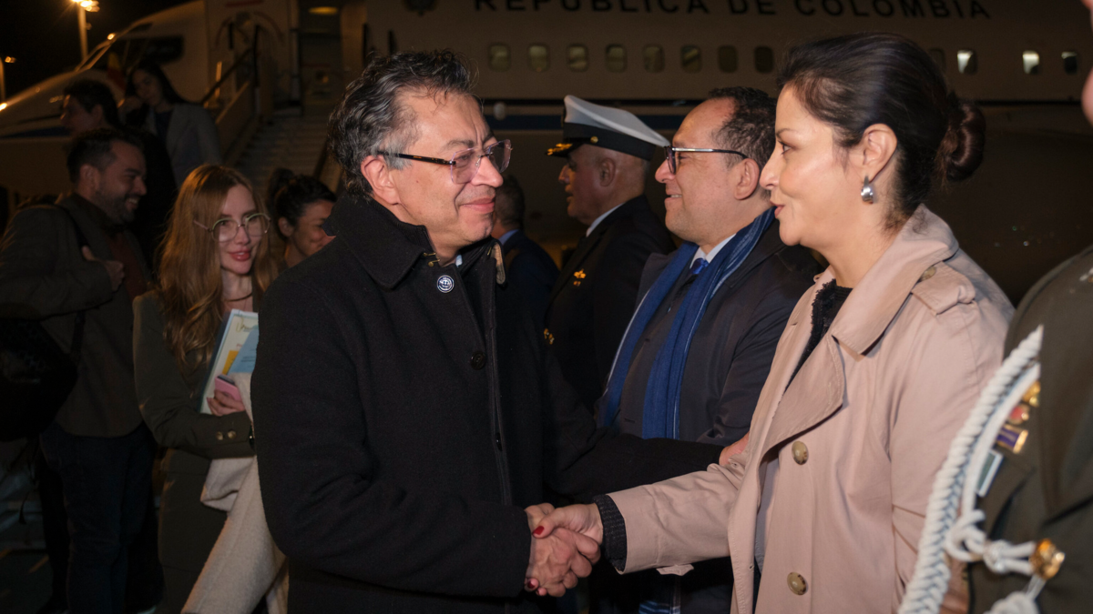 A su llegada a Belgíca, el presidente Gustavo Petro afirmó que sería colombiana la lancha más recientemente bombardeada por EE. UU.
