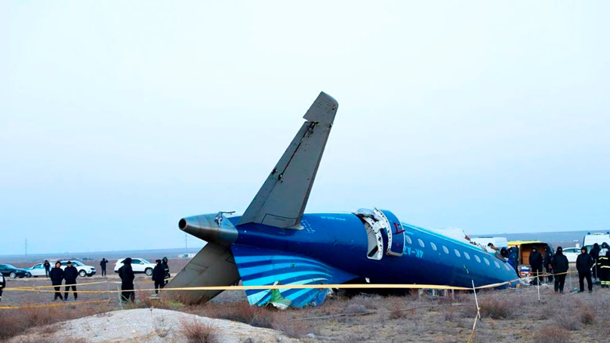 Vladmir Putin admite que misiles rusos causaron la caída del avión de Azerbaijan Airlines en 2024 que dejó 38 muertos