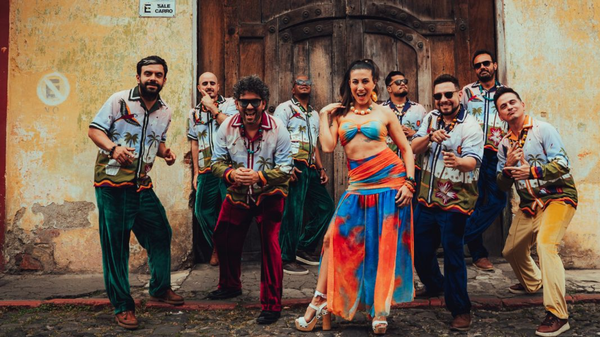 La cumbia colombiana, presente en los Latin Grammy 2025 con todo el sabor de Los Cumbia Stars