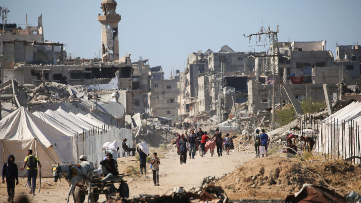 Hamás busca recuperar terreno en Gaza en medio de la tregua, mientras Israel presiona por la devolución de los rehenes muertos