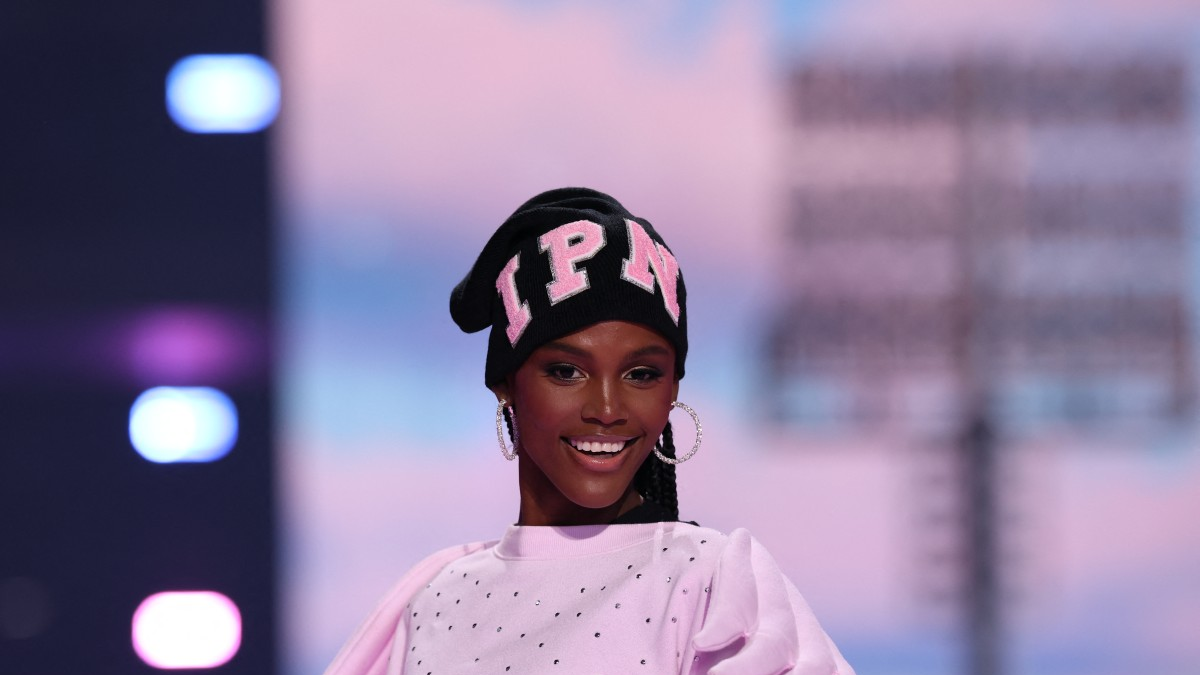 Así fue la pasarela de Valentina Castro, la primera colombiana en modelar para un desfile de Victoria’s Secret