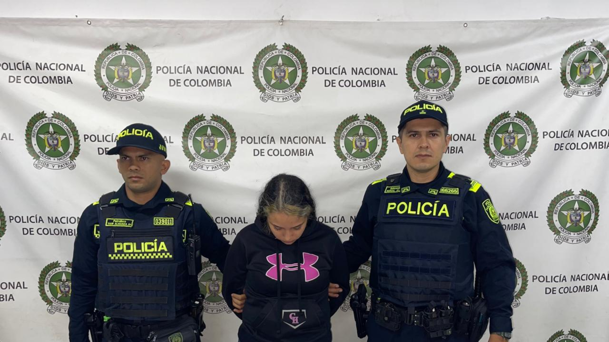 Cayó alias Yenny, la joven de 22 años señalada de ser la ‘reina’ de las rentas criminales en Itagüí (Antioquia): recaudaba más de $8 millones diarios