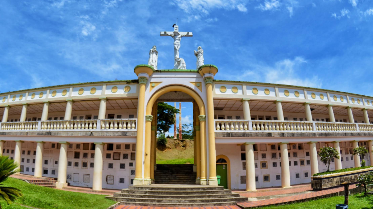 Insólita consecuencia por la crisis de violencia en Andes, Antioquia: el cementerio municipal se está quedando sin bóvedas; van 55 homicidios en 2025