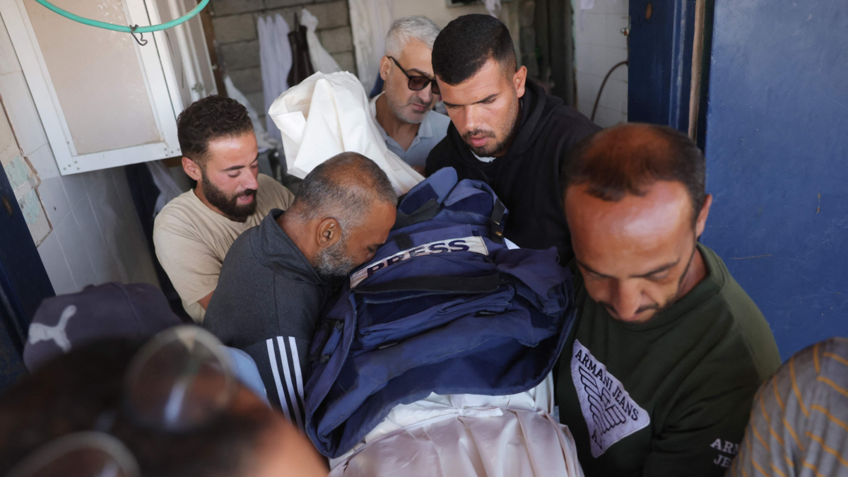 ???En todo el mundo hay un patr??n de declive de la libertad de prensa???: Sara Qudah, directora en Medio Oriente del Comit?? de Protecci??n de Periodistas