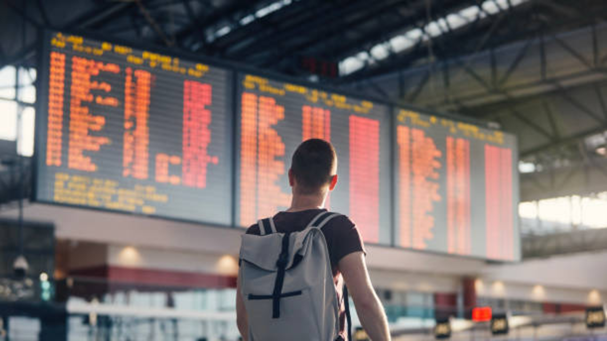 Zaradi zmanjšane kapacitete na ameriških letališčih odpovedanih več kot 1.700 letov