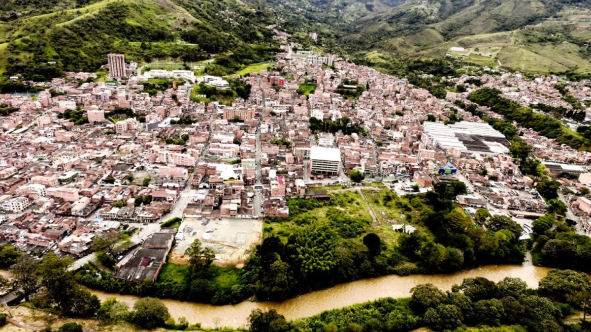 Una niña de seis años es la nueva víctima de la temporada invernal en Antioquia: perdió la vida en Copacabana tras un deslizamiento por lluvias
