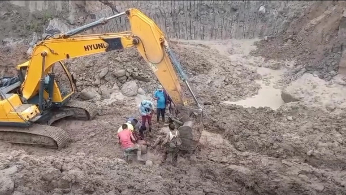 Ejército reporta hallazgo de más de 300 elementos para minería ilegal en Ataco, Tolima, en medio de crisis ambiental
