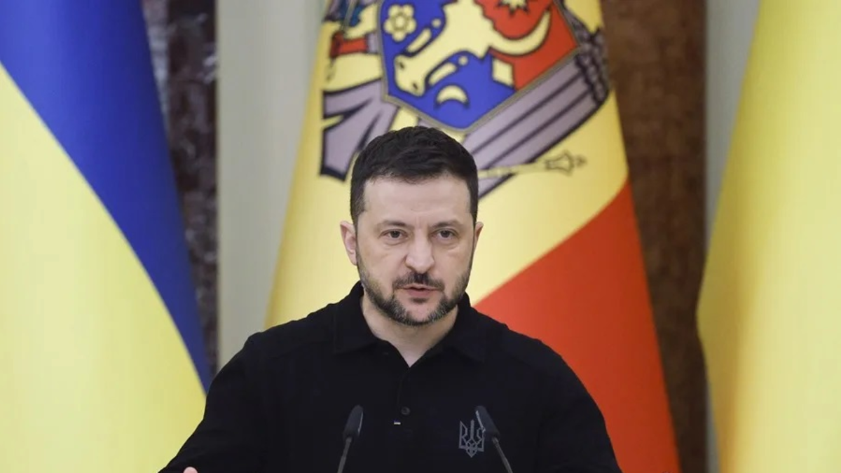 Zelenski viaja a Canadá antes de reunirse con Trump tras bombardeo ruso contra Kiev