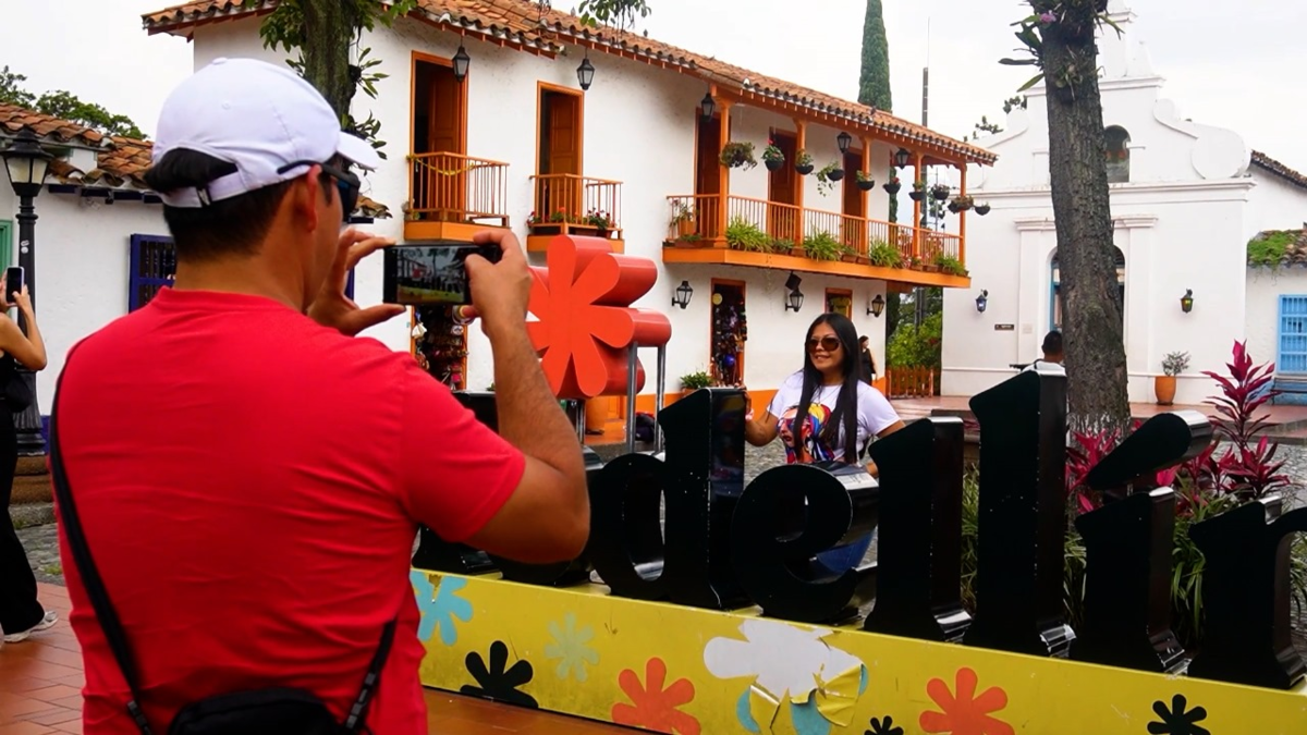 Los millonarios recursos que espera recibir Medellín por turismo en la temporada navideña y año nuevo