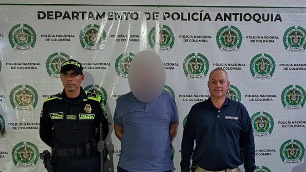 Antioquia: en el aeropuerto de Rionegro cayó un ciudadano caleño que tenía Circular Azul de Interpol y era buscado por extorsión