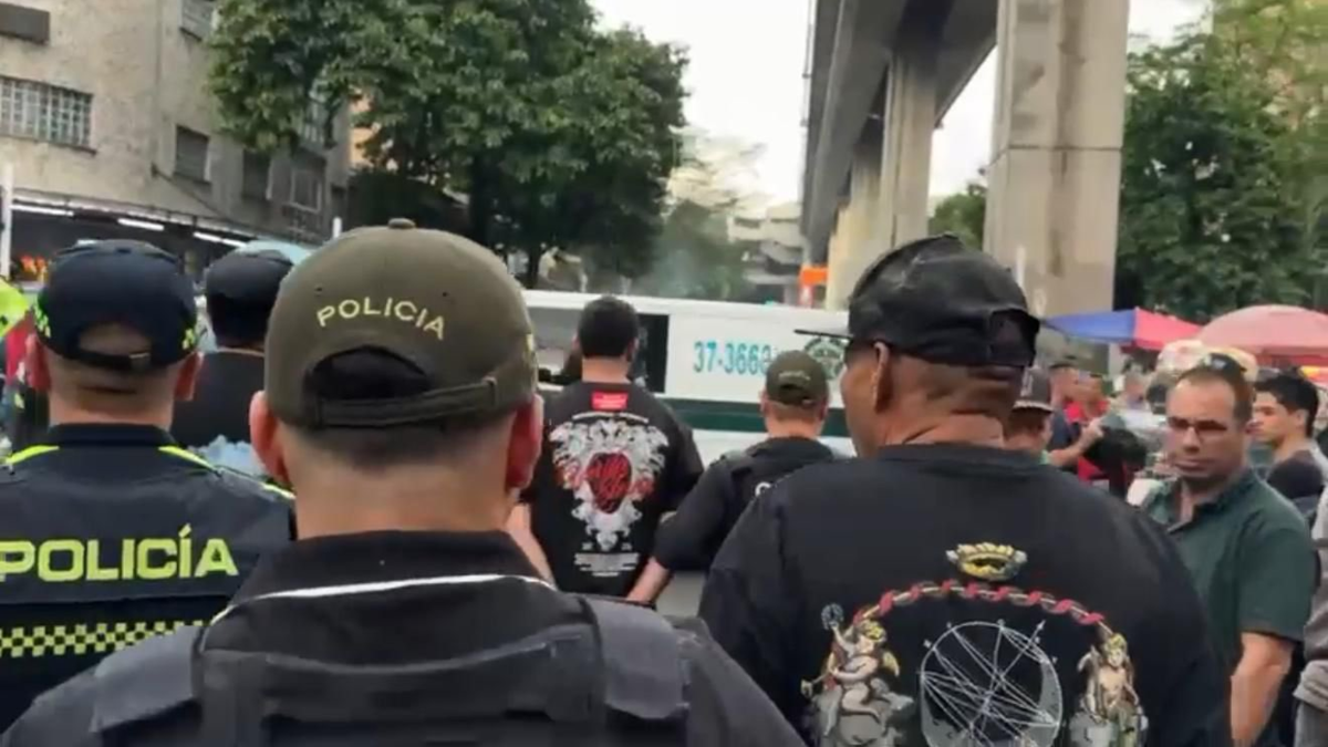 Así cayó banda que aterrorizaba a comerciantes y a vendedores ambulantes en Medellín: tenían una bodega con mercancía ilegal de $ 1.716 millones