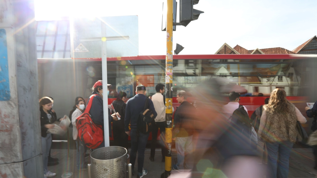 TransMilenio: The New Stage for Political Campaigns and Conflicts in Bogotá