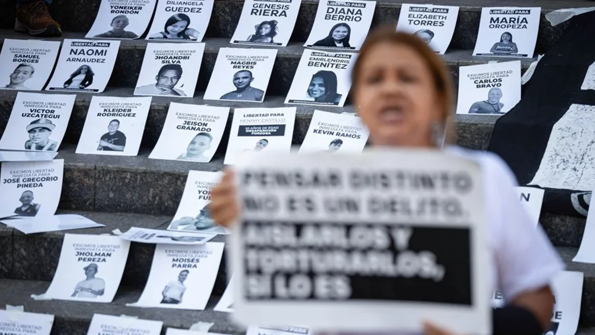 V Venezueli izpustili dodatnih 87 protestnikov, zaprtih po predsedniških volitvah