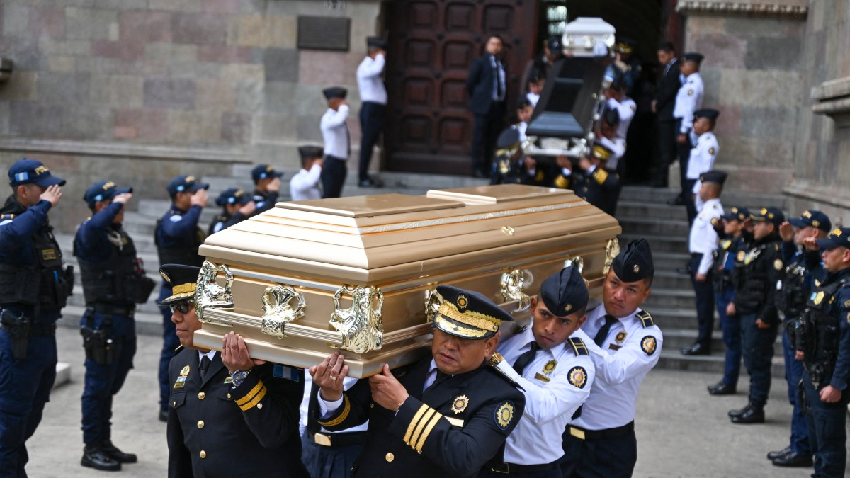 Guatemala: aumentan a 10 los policías asesinados por pandillas en una violenta represalia contra el gobierno de Arévalo