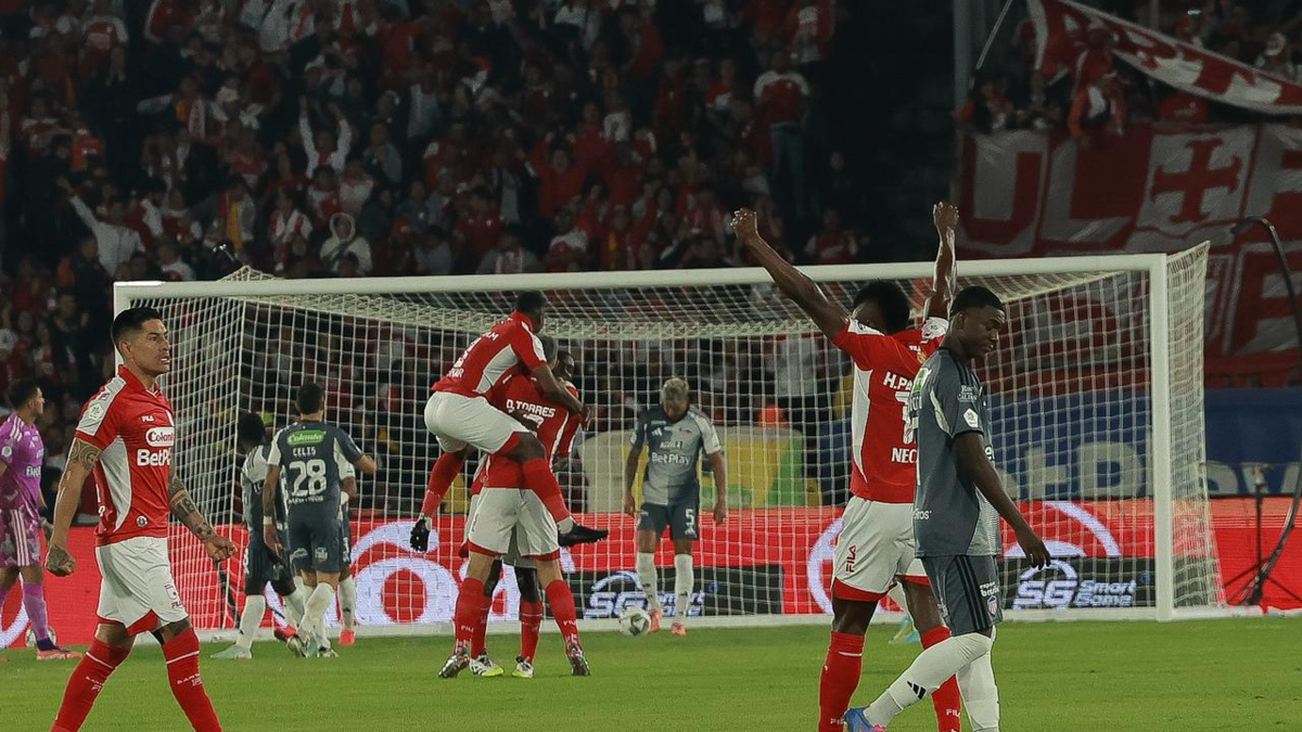 Santa Fe Wins Super League: Champion Again!