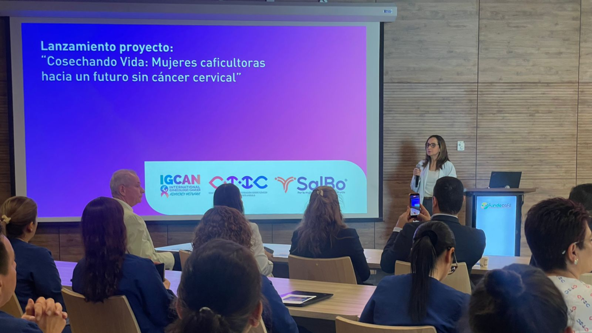 Mujeres caficultoras de Huila, en el centro de nuevo programa contra el cáncer cervical en el que participan el CTIC, la Gobernación y otras entidades