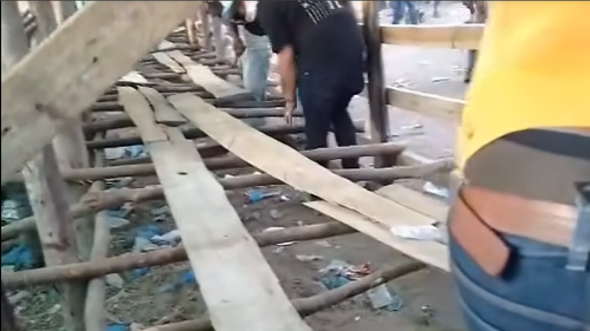 Pese a que están prohibidas, la Policía confirmó que el desplome de un tablado en fiestas de corralejas en Bolívar dejó 25 personas heridas