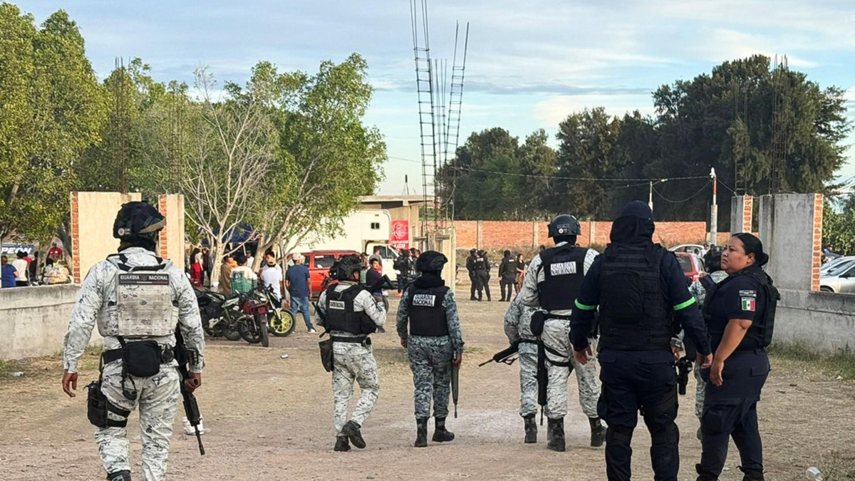 México: al menos 11 muertos y 12 heridos tras ataque armado durante un partido de fútbol en Salamanca, Guanajuato