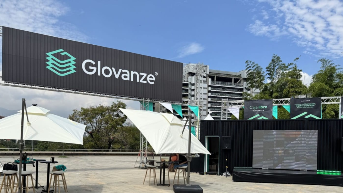 Glovanze: una plataforma para empresas de todo nivel que construye puentes para impulsar el crecimiento por medio de la simplificación y precisión