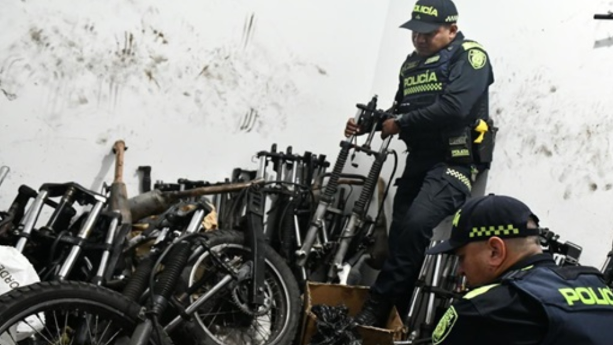 Un capturado y ocho motos recuperadas en operativos contra el hurto y desmantelamiento de vehículos en Medellín