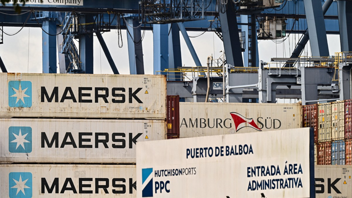 Crece conflicto por puertos del canal de Panamá tras fallo que anuló concesión a compañía de Hong Kong: Hutchison amenaza con demandar a Maersk