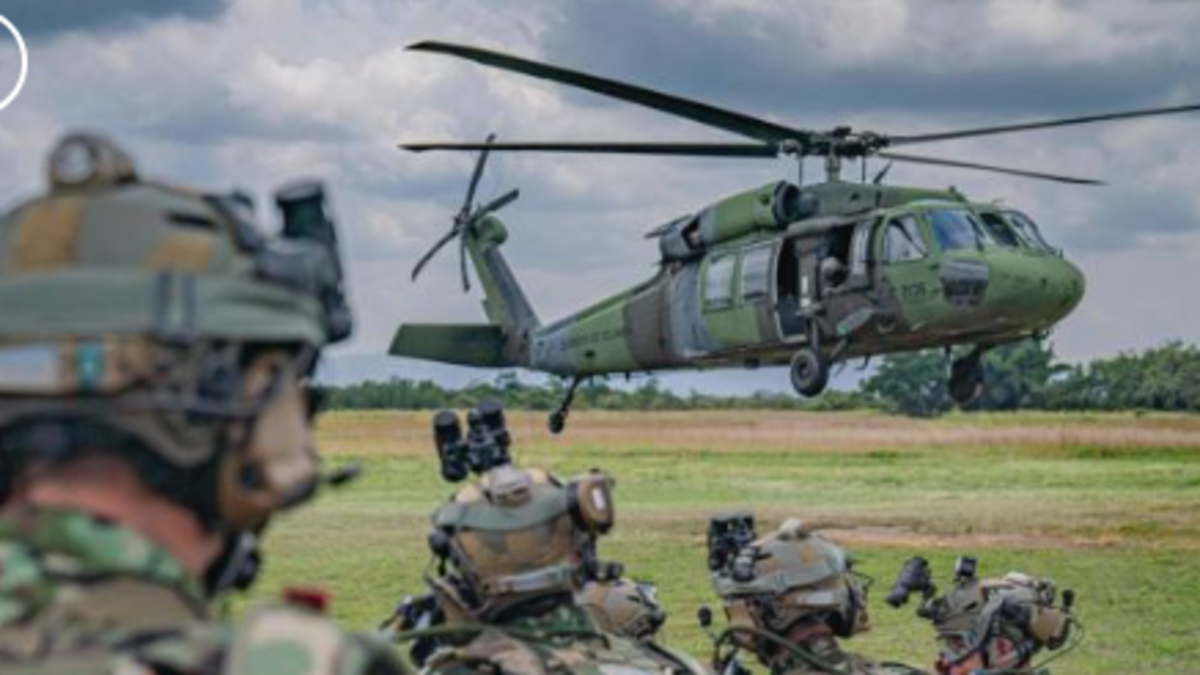 Petro hükümeti tarafından Calarcá takma adlı muhaliflere yönelik ilk bombalama: operasyon Ituango, Antioquia'daydı