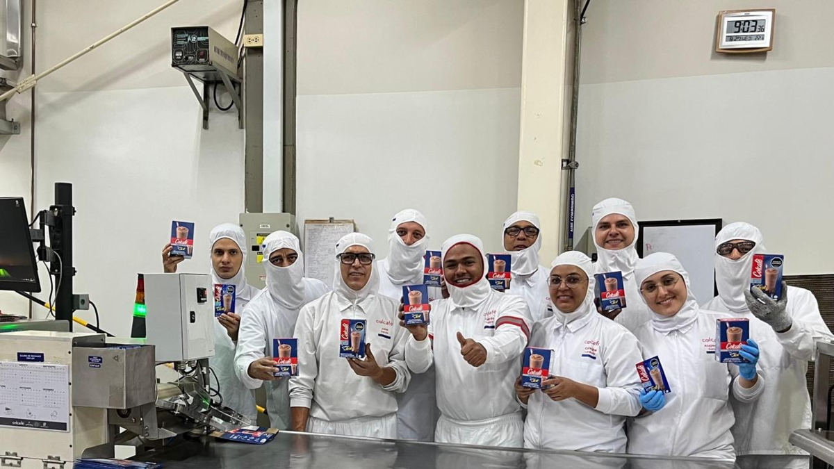 Colcafé lanza granizado de café con sabor a chocolatina Jet para llevar la experiencia del coffee shop a los hogares