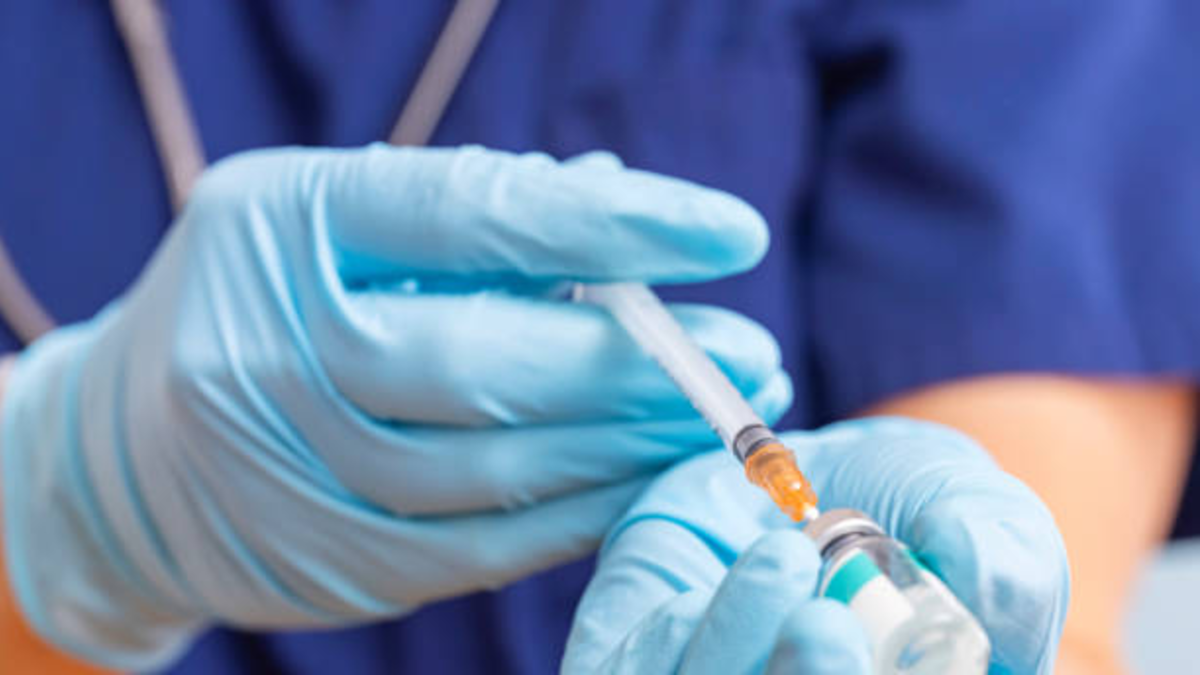 Uruguay sigue los pasos de Colombia: presidente Orsi legaliza formalmente la eutanasia