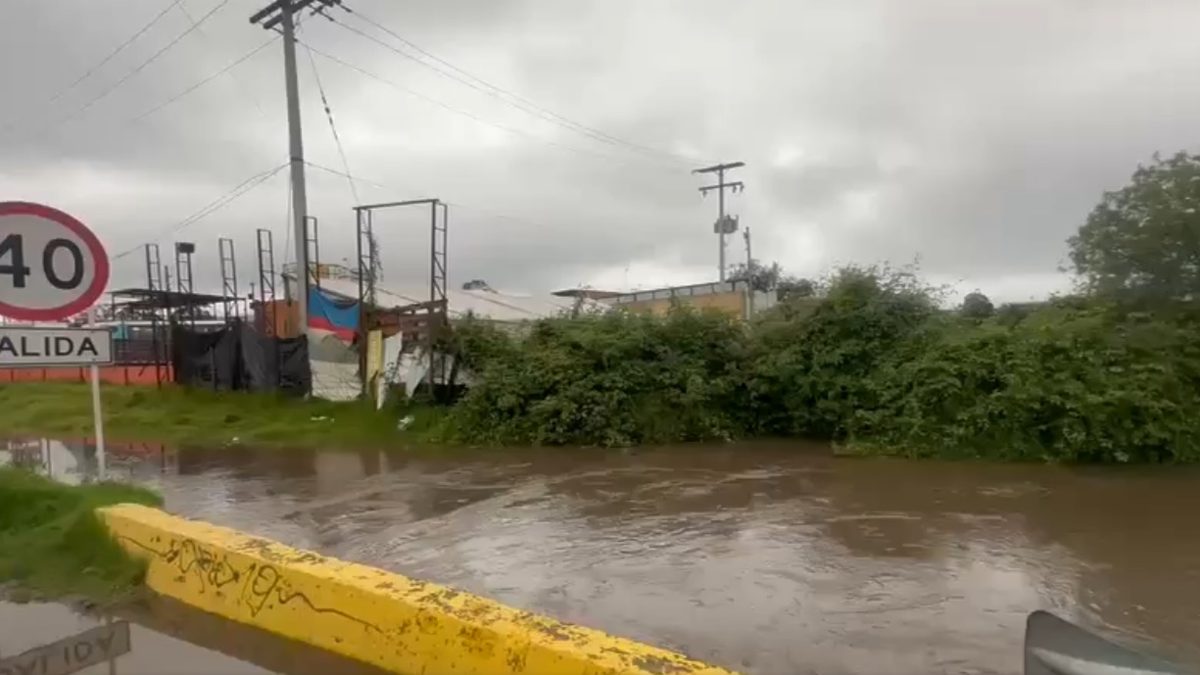 Video | Emergencia por el desbordamiento de dos quebradas a causa de fuertes lluvias en Pacho y Facatativá, Cundinamarca