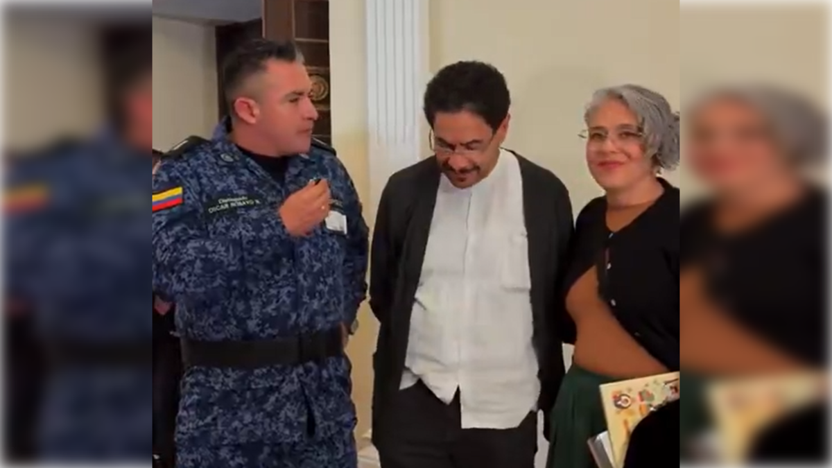 Guardianes del Inpec invitan a votar por Iván Cepeda: ‘tienen prohibido intervenir en política’, responde la entidad