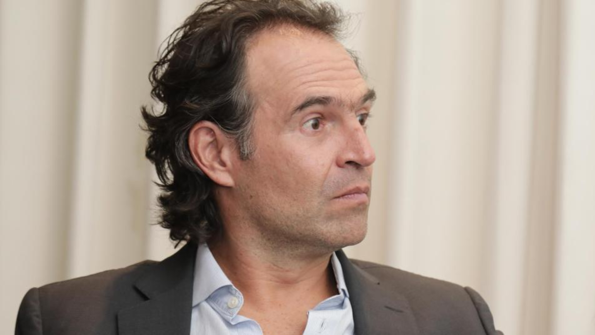 Denuncias de estafa en concesionarios de vehículos en Medellín: alcalde Federico Gutiérrez prometió acciones