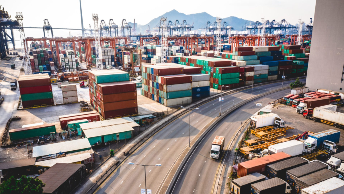 Más de 2.000 productos colombianos podrían llegar a Estados Unidos ante el aumento de aranceles al 50 % en Ecuador