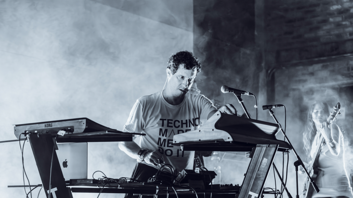 Julio Victoria presentará su nuevo álbum ‘Punto Cero’ en el Planetario de Bogotá