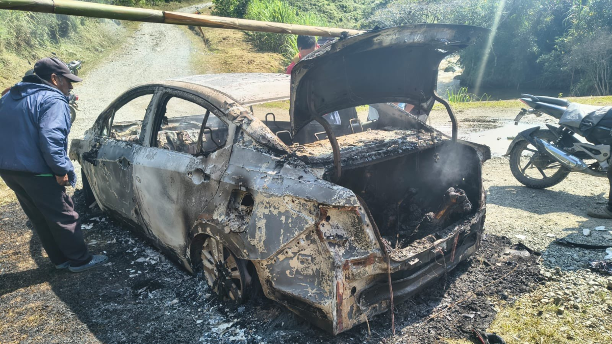 Nueva masacre en el Cauca: hallan un carro particular completamente incinerado y con tres cadáveres adentro