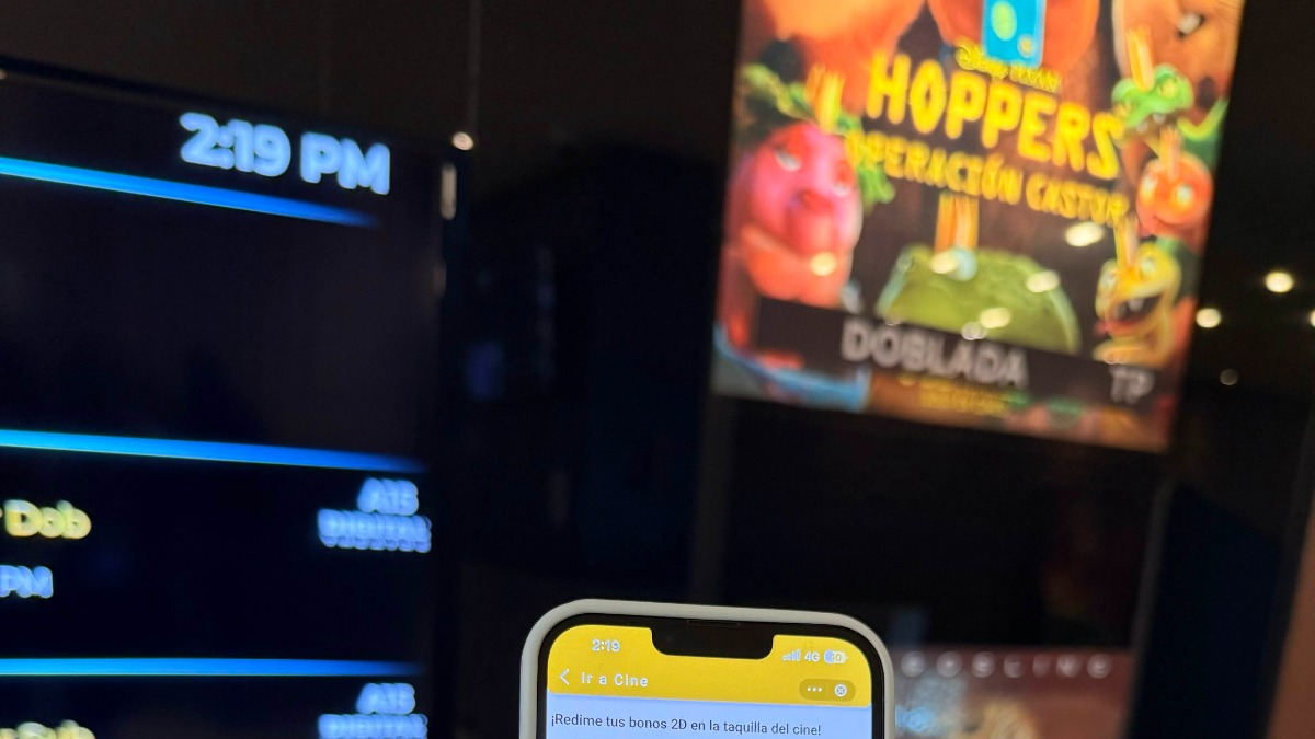 Claro lanza plan postpago con beneficios en cine para competir en el mercado móvil en Colombia