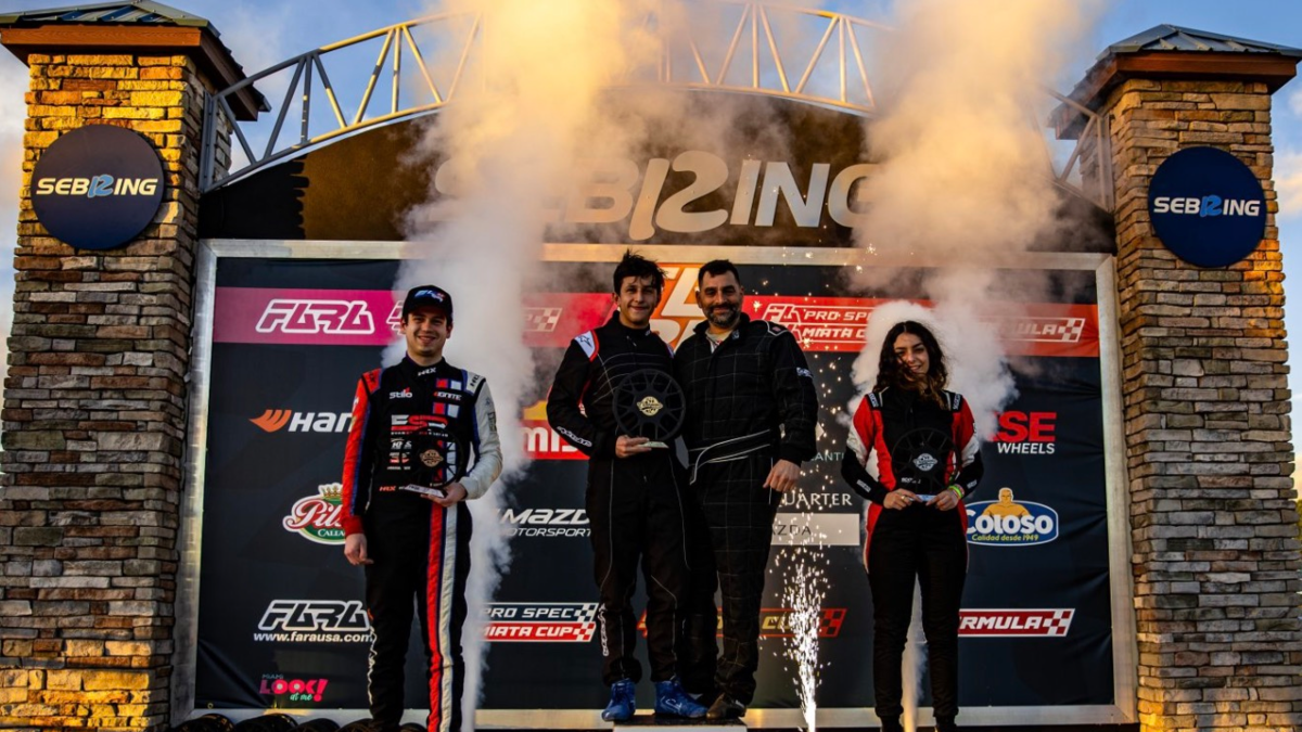 Alejandro Luengas, el colombiano que busca el trono en IndyCar e IMSA: tiene un pódcast de automovilismo