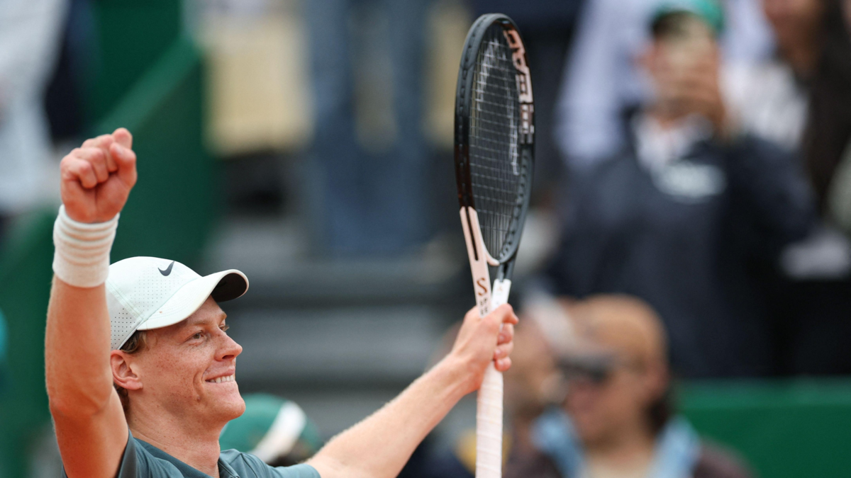 Video | En sensacional partido, Jannik Sinner derrotó a Carlos Alcaraz en Montecarlo y volvió a ser el número uno del mundo