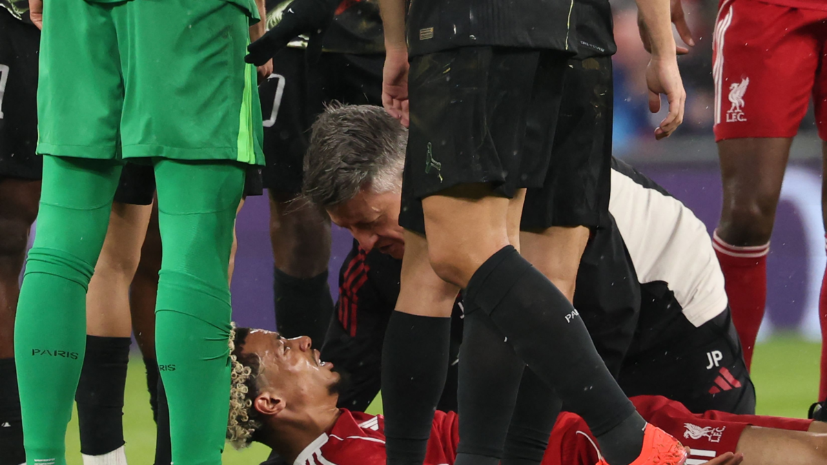 Video | Francia y Liverpool, en vilo por la grave lesión del goleador Ekitiké: podría perderse el Mundial