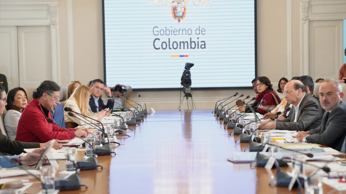 Esto es lo que dice el memorando en el que Gustavo Petro ordena ofensiva publicitaria urgente para difundir logros de su Gobierno