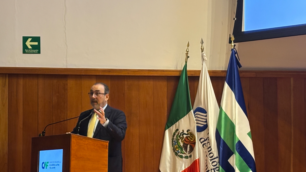 “La baja productividad es el enemigo silencioso de América Latina”, aseguró presidente de CAF