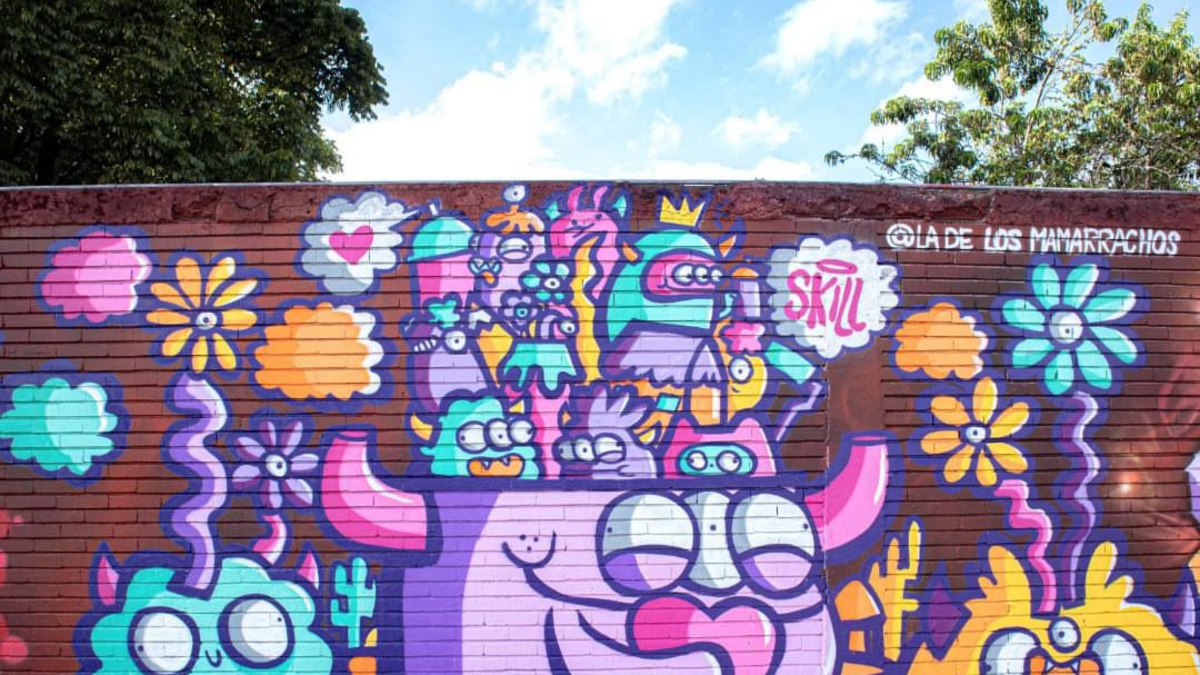 ‘La de los Mamarrachos’: la artista colombiana que convierte lo imperfecto en arte