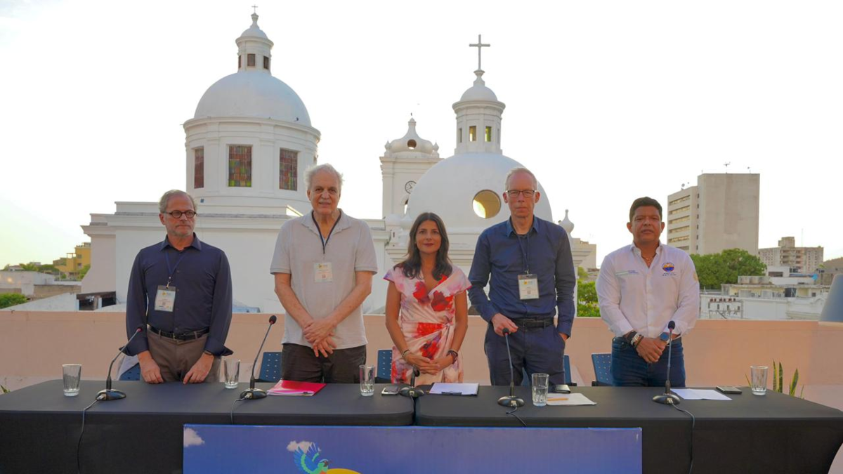 Puntos clave de la primera conferencia global para la eliminación de los combustibles fósiles celebrada en Santa Marta