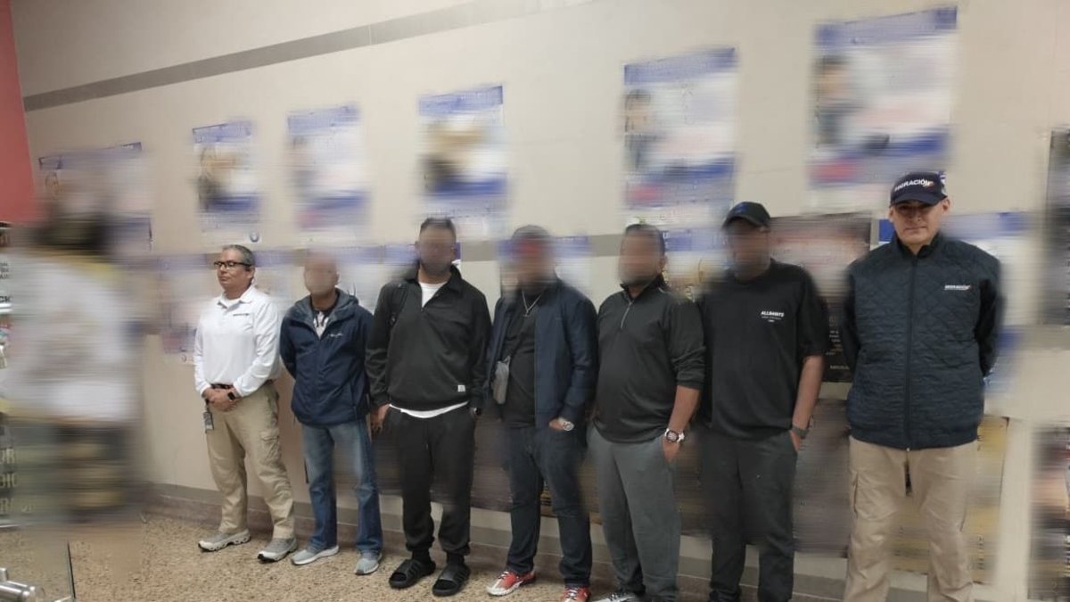 No para la llegada de extranjeros con fines de turismo sexual en Medellín: Migración detiene a cinco estadounidenses en el aeropuerto