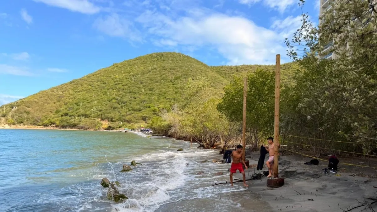 El mar borró la playa: Santa Marta cierra Cabo Tortuga por 30 días para intentar salvar uno de sus sectores turísticos más importantes
