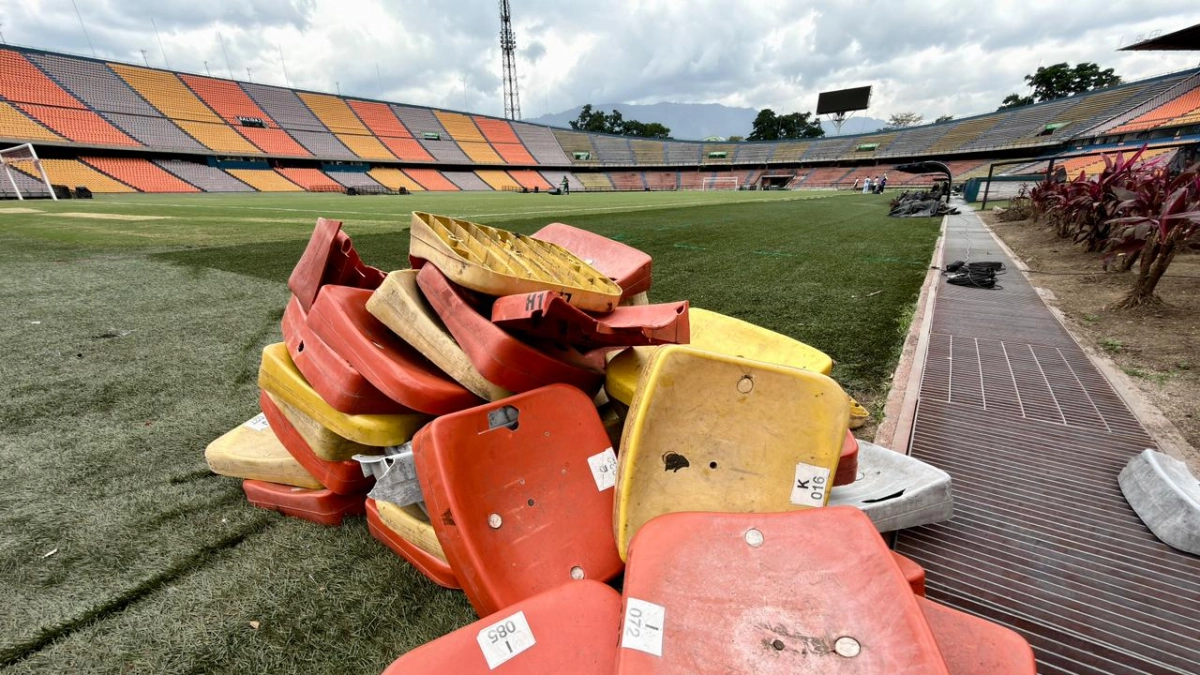 Video | 'O pagan plata o pagan con cárcel': la drástica advertencia a vándalos del estadio Atanasio Girardot tras desmanes en el partido del Medellín